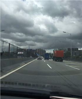 深圳天氣的秒晴秒雨，PCB小編想問這番酸爽滋味你還能hold住嗎？