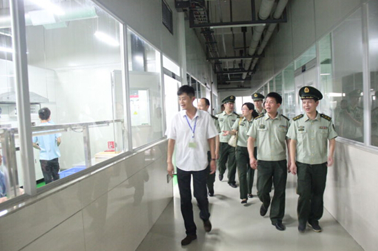 省消防總隊(duì)來訪贛州深聯(lián)線路板廠進(jìn)行安全稽查
